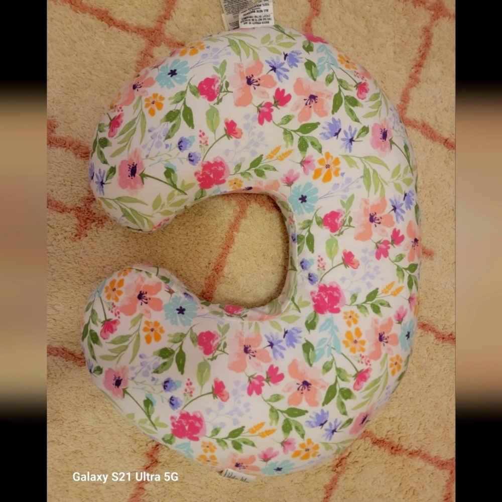 Boppy pillow with floral print
